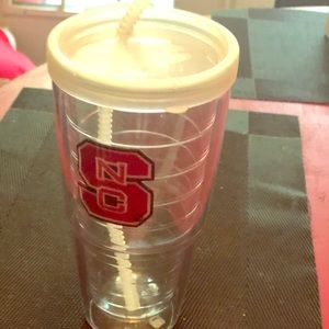 NC State tervis